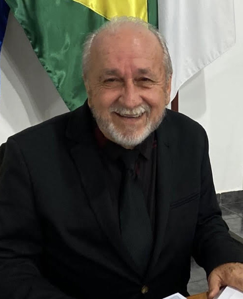 VEREADORES ARI BONILHA E LINDOMAR DANTAS PEDEM AMBULÂNCIA EQUIPADA PARA URGÊNCIAS E EMERGÊNCIAS AO DEPUTADO NININHO